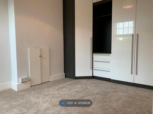 Montague Road, Slough SL1, 1 bed flat to rent, £1,200 pcm | PrimeLocation