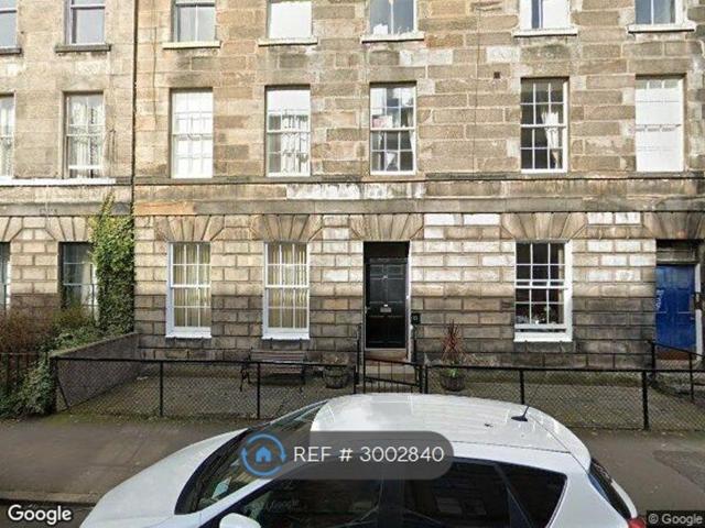 Montague Street, Edinburgh EH8, 4 bed flat to rent, £3,250 pcm | PrimeLocation