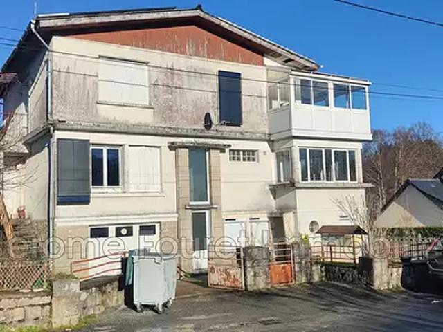 Montaignac Saint Hippolyte 19300 Achat / Vente appartement 4 pièces t4 terrasse