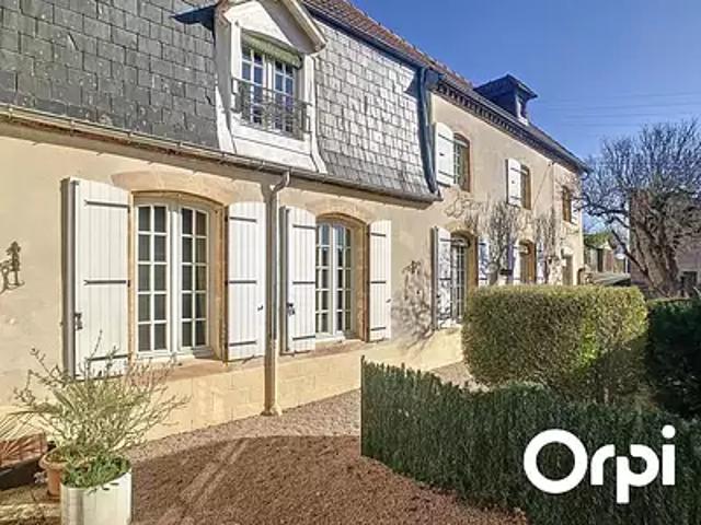 Montaigut 63700 Achat / Vente maison 6 pièces t6 jardin