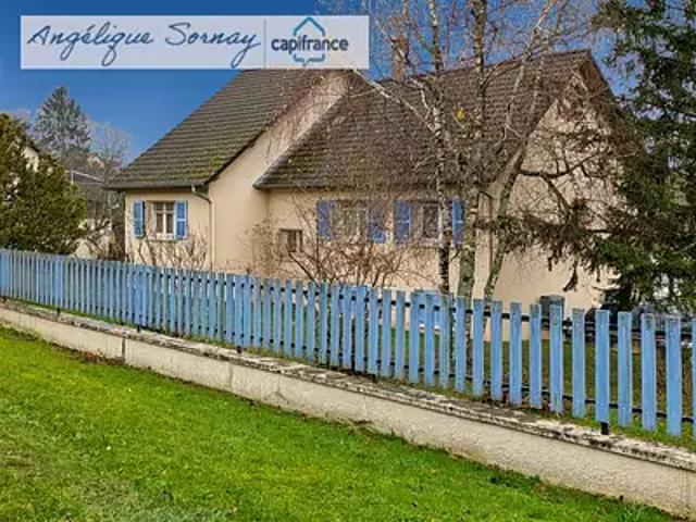 Montain 39210 Achat / Vente maison 7 pièces t7 piscine terrasse