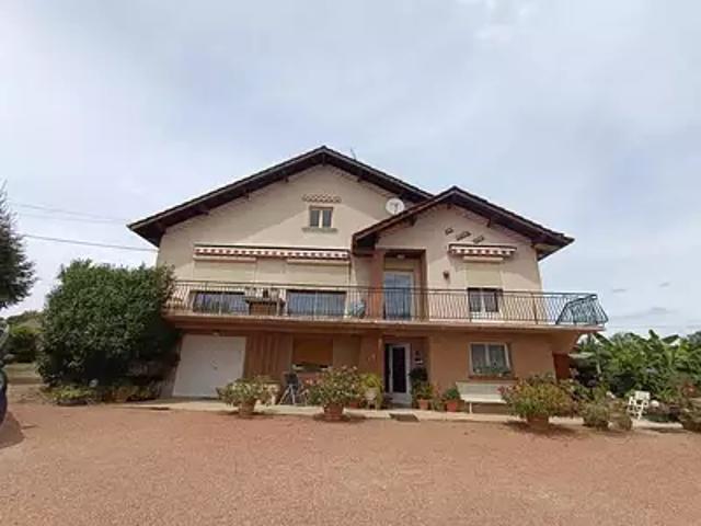 Montain 39210 Achat / Vente maison 11 pièces t11