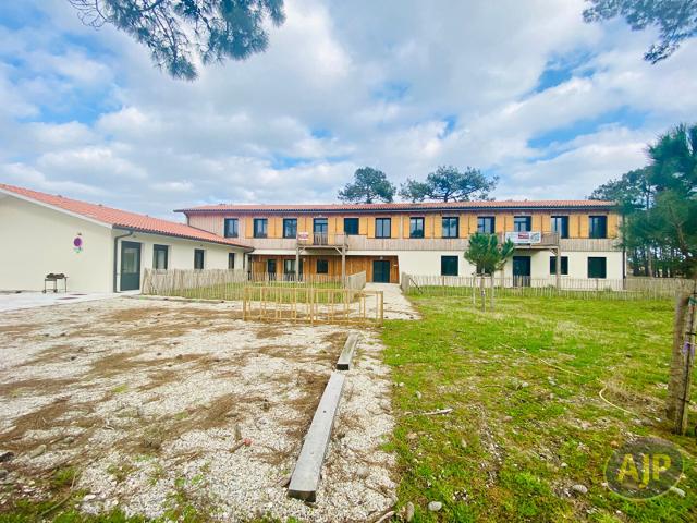 MONTALIVET Appartement T3 avec jardin et terrasses !