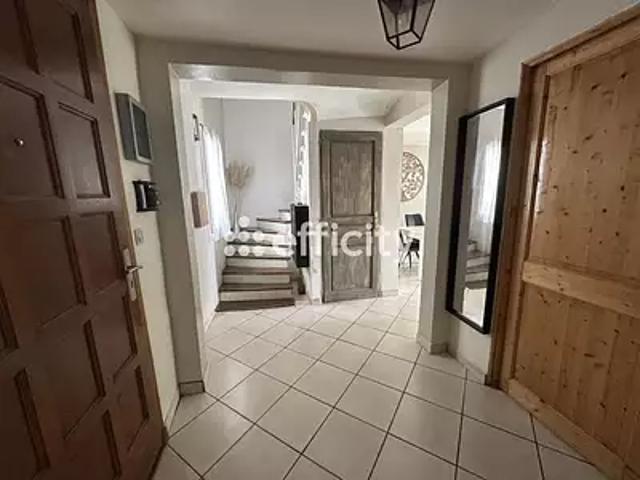 Montataire 60160 Achat / Vente maison 7 pièces t7 piscine jardin