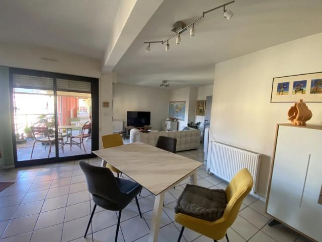 MONTAUBAN: Appartement de type 3 de 72.50 m² avec parking. Centre ville