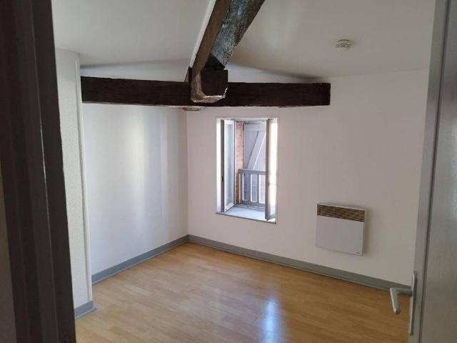 MONTAUBAN: appartement F1 37 m² en location