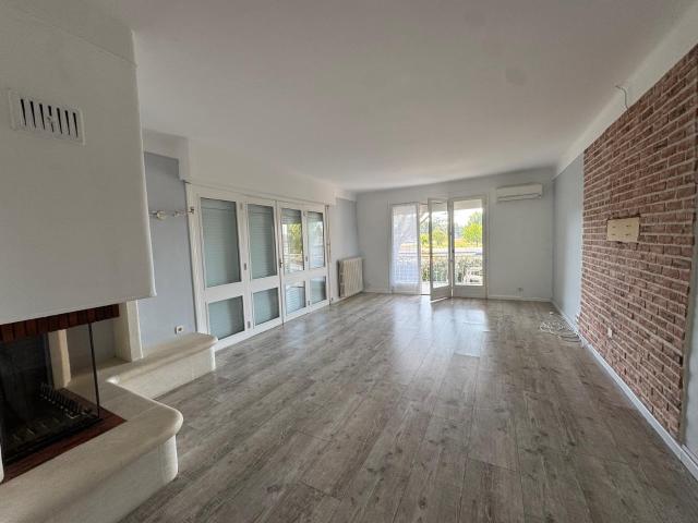 MONTAUBAN immeuble avec fort potentiel sur 2 500 m2 de terra. 270m² Montauban