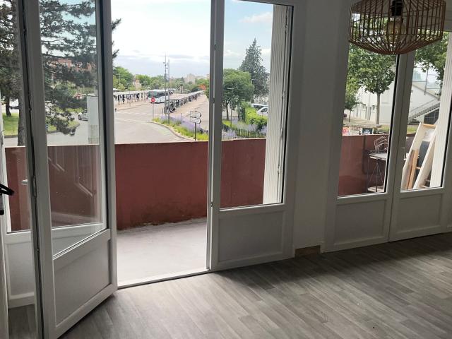 MONTAUBAN T1 bis Montauban avec parking et balcon