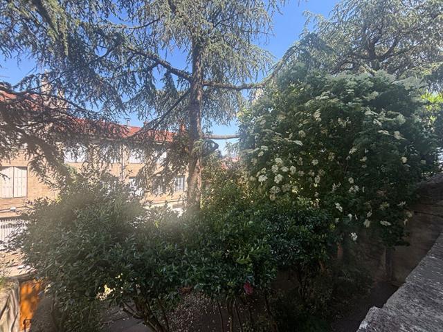 MONTAUD F2 AU CALME AVEC TERRASSE