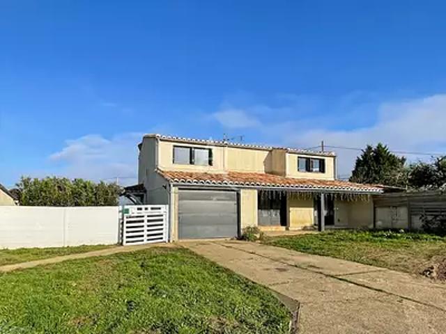 Montayral 47500 Achat / Vente maison 6 pièces t6 au dernier étage cave
