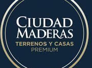 Montaña Ciudad Maderas