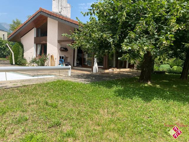 Montbonnot Saint Martin 5 chambres + bureau et dépendances 169m² Montbonnot Saint Martin