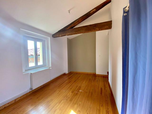 MONTBRISON Appartement T2 42.02 m2 deuxième et dernier éta