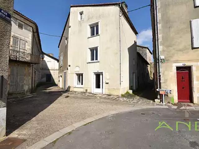 Montbron 16220 Achat / Vente maison 4 pièces t4