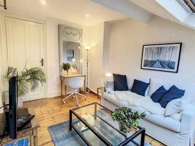 Montgomery! Beautiful FURNISHED apartment 1 bedroom
