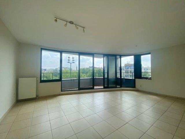 Montgomery, beautiful modern 2 bedroom, 2 bathroom apartment