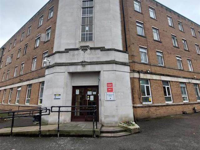 Montgomery House, Demesne Road, Manchester, M16 8PH, United Kingdom | Room for rent #140396099 | Rentberry