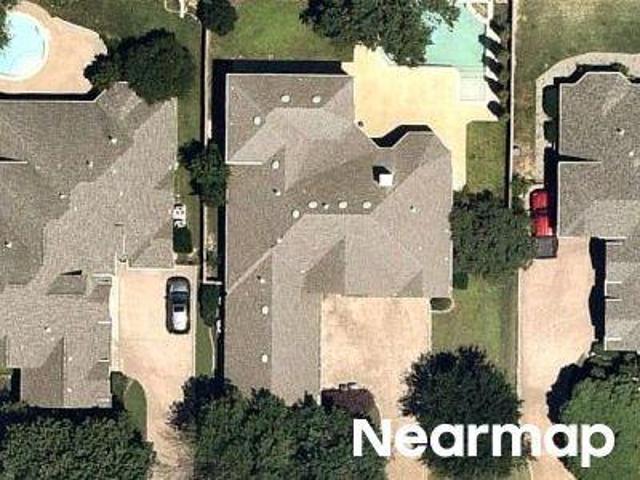 Montgomery Ln