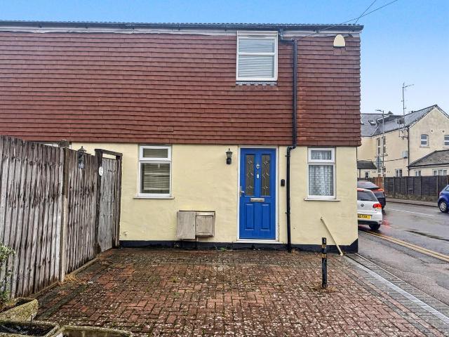 Montgomery Road, Gillingham ME7, 2 bed terraced house to rent, £1,300 pcm | PrimeLocation
