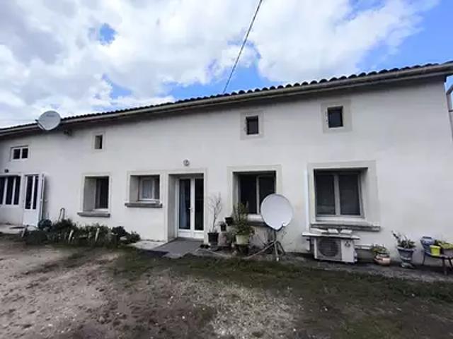 Montguyon 17270 Achat / Vente maison 4 pièces t4 parking