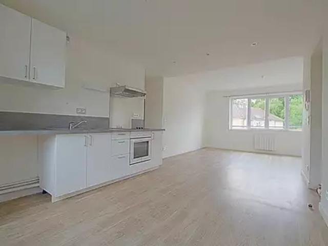 Montdidier 80500 Location appartement 4 pièces t4 terrasse cave