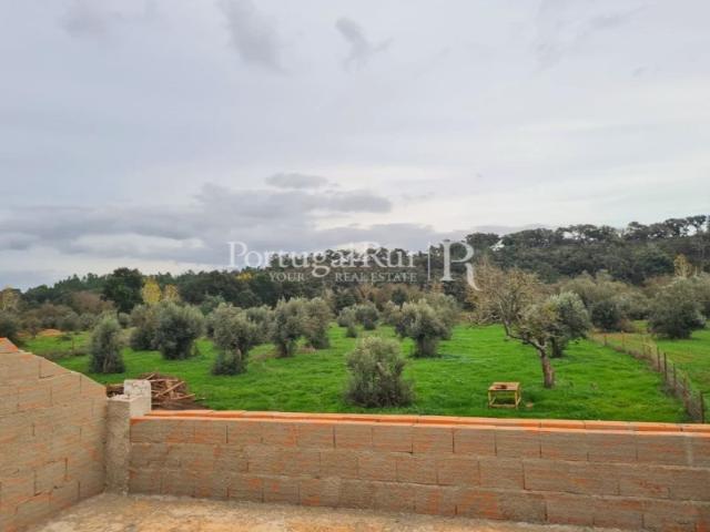 Monte Alentejano T4 com 8.875m2 em Santiago do Cacém