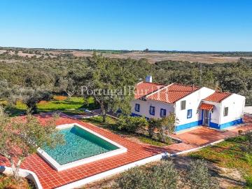 Monte Alentejano T3 auto sustentável com Piscina e Energia S. 51m² Pavia