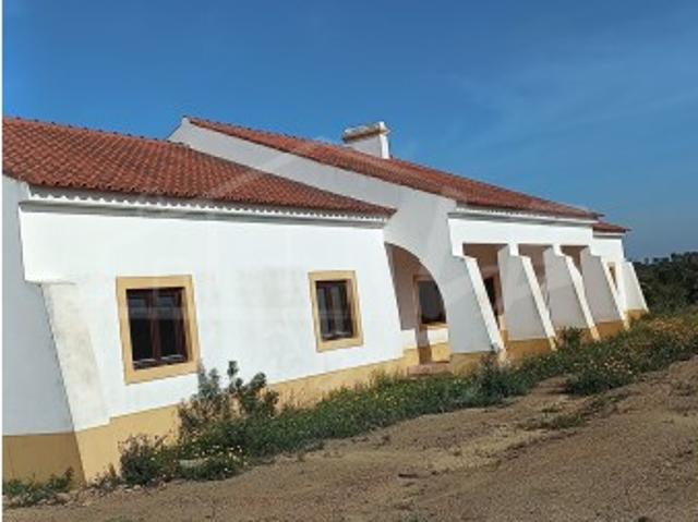 Courela da Silvestrinha: Sustentabilidade e Alta Tecnologia no Alentejo