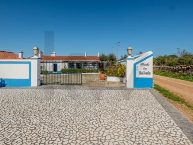 Monte da Pechincha: Herdade de Luxo com Olival e Turismo Rural em Estremoz