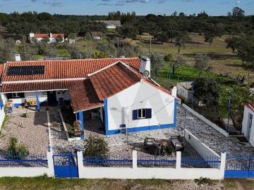 Monte de Sonho em Lavre: T5 com Piscina, Pomar e Autossufici. 276m² Cortiçadas de Lavre e Lavre