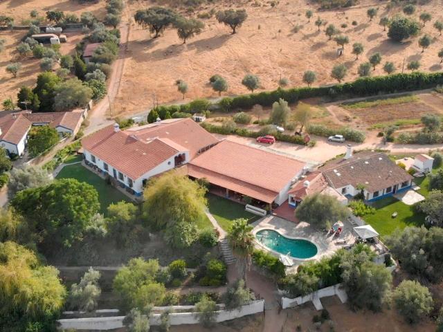 Monte do Laranjal – Propriedade Privada com Alojamento Turís. 885m² Monsaraz