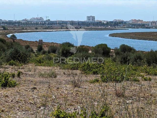 Monte em Castro Marim, 36 ha, 1125m2 urbano, premium