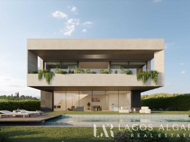 Monte Lemos – Vida Costeira Contemporânea na Praia da Luz, L. 240m² Luz