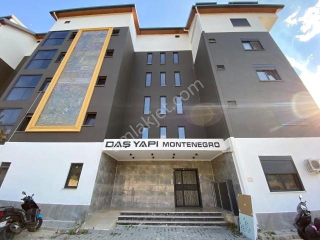 Montenegro Sitesinde Full Manzaralı 1+1 Daire
