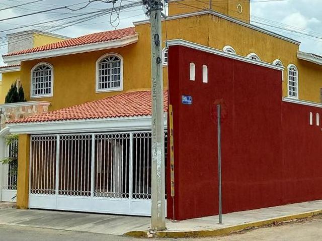 MONTECRISTO en esquina IGLESIA CRISTO RESUCITADO