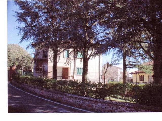 Montefollonico vendesi edificio residenziale di circa 550 mq. 550m² Montefollonico