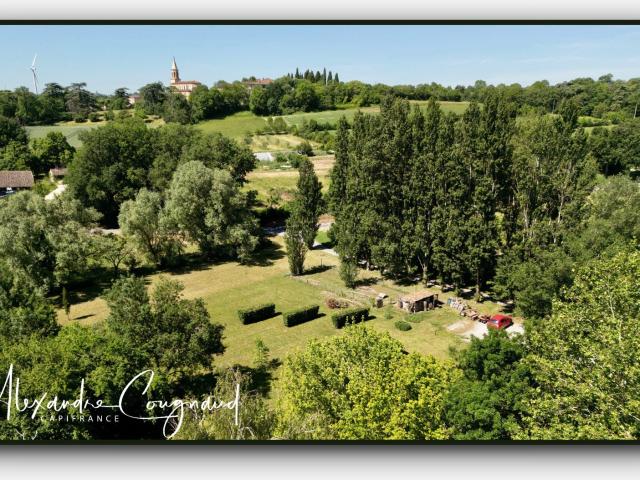 Montégut Lauragais 31 — Grange rénovée par architecte, 130 m², 4 chambres, piscine, terrain 5 500 m²