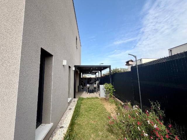 MONTELIMAR Maison de 180m² 180m² Montélimar