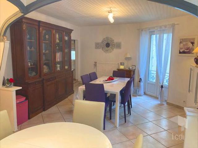 MONTÉLIMAR, maison d'environ 100 m2 avec 2 garages