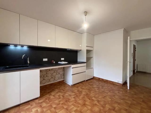 Montélimar Appartement à louer 3 pièces 90 m² 880 €