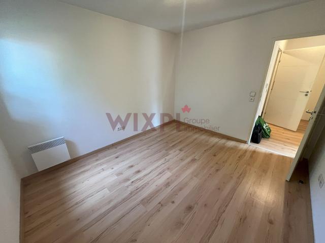 Montélimar T2 de 37 m² avec balcon et parking, Montelimar
