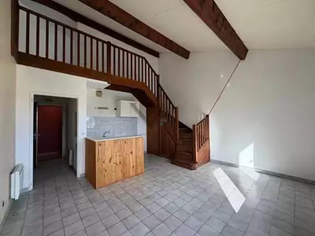 Montélimar 26200 Achat / Vente appartement 2 pièces t2 au dernier étage