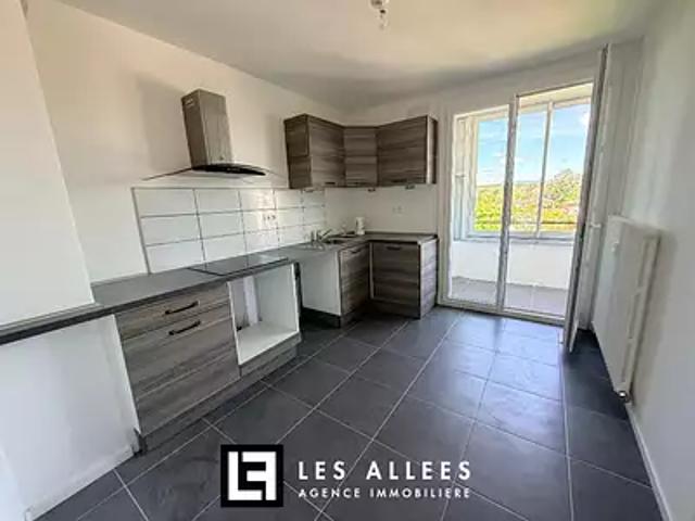 Montélimar 26200 Achat / Vente appartement 3 pièces t3 au dernier étage parking