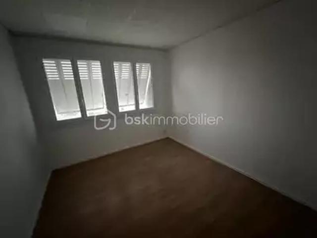 Montélimar 26200 Achat / Vente appartement 3 pièces t3 cave balcon