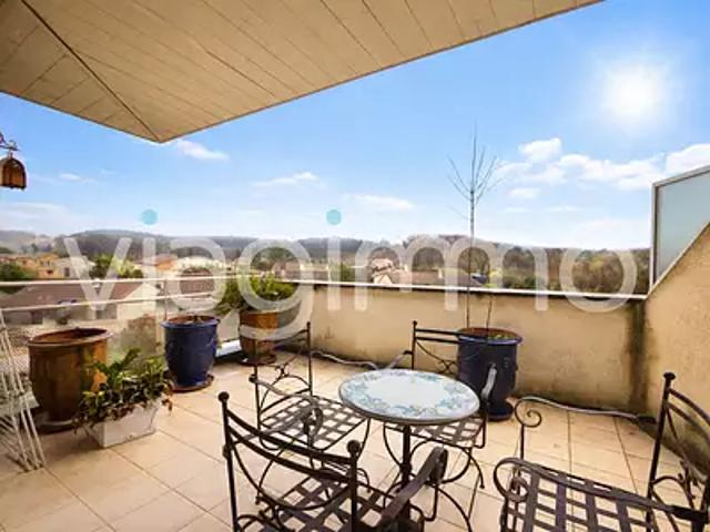 Montélimar 26200 Achat / Vente appartement 4 pièces t4 au dernier étage cave