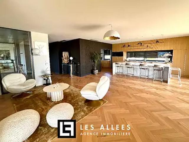 Montélimar 26200 Achat / Vente appartement 5 pièces t5 au dernier étage piscine