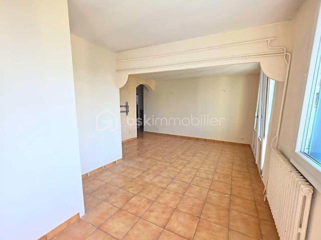 MONTELIMAR / 66 M² / 2 CHAMBRES