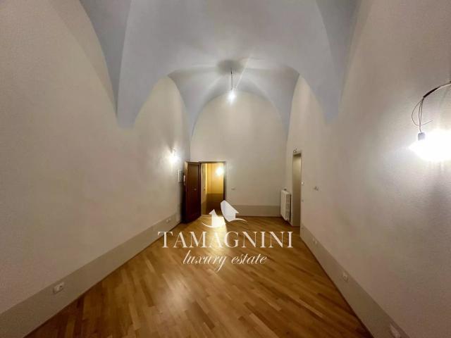 Montepulciano elegante appartamento in palazzo storico 82m² Montepulciano