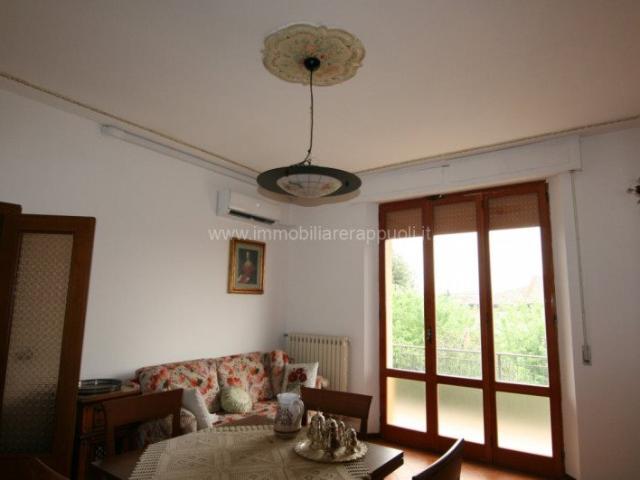 Montepulciano Stazione vendesi appartamento di mq 148 con in. 148m² Montepulciano Stazione