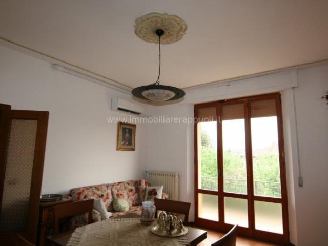 Montepulciano Stazione vendesi appartamento di mq 148 con in. 148m² Montepulciano Stazione